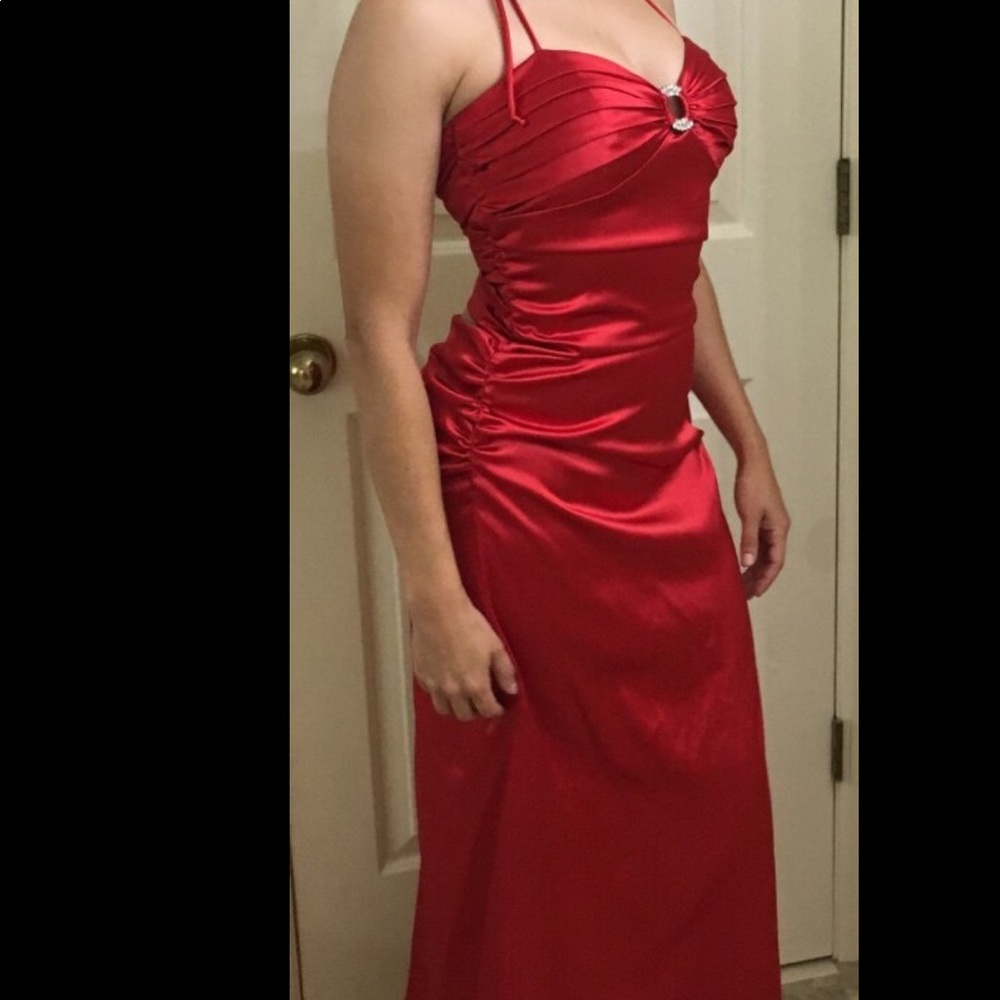 Gorgeous red prom dress